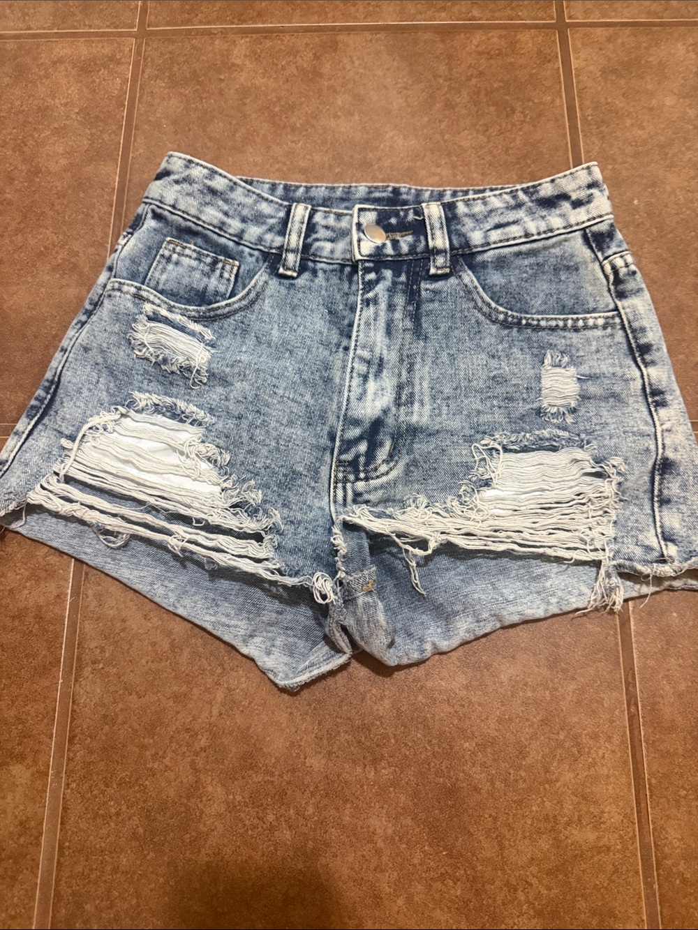 SHEIN Light Blue Distressed High-Rise Denim Shorts